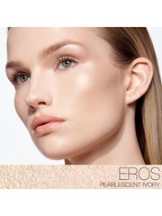 NARS Light Reflecting Powder Luminizer - Image 3 of 7