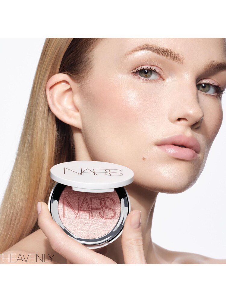 NARS Light Reflecting Powder Luminizer - Image 8 of 8 NARS Light Reflecting Powder Luminizer - Image 8 of 8