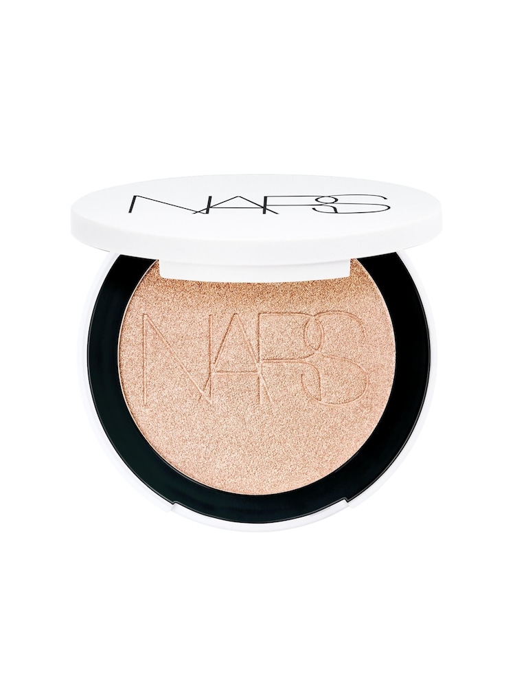NARS Light Reflecting Powder Luminizer - Image 1 of 7 NARS Light Reflecting Powder Luminizer - Image 1 of 7
