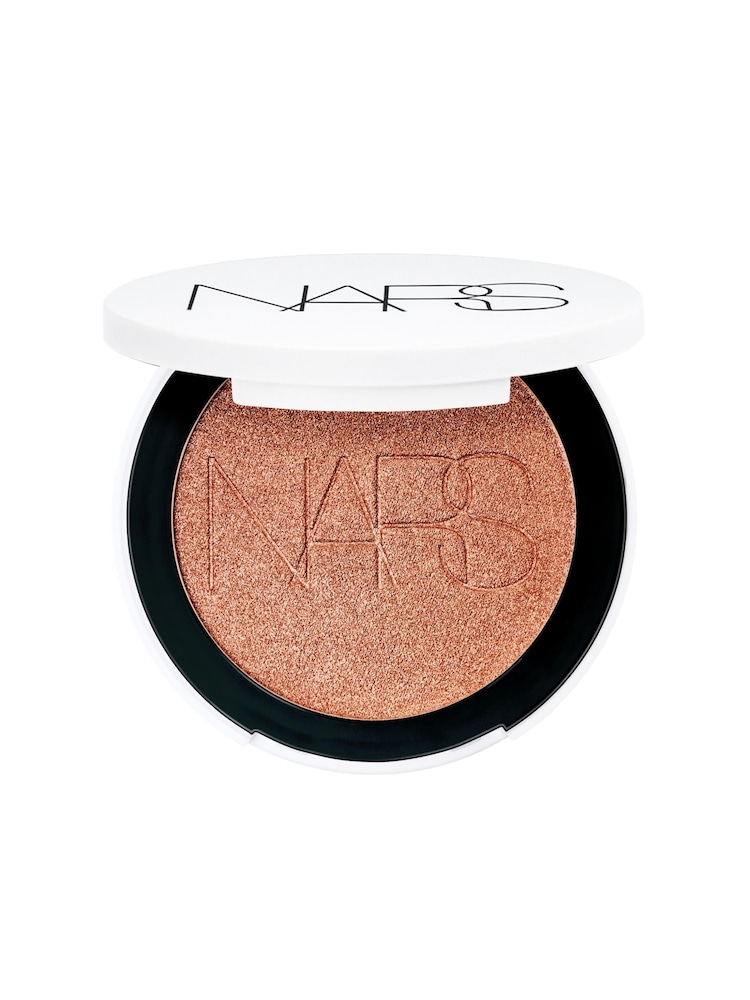 NARS Light Reflecting Powder Luminizer - Image 1 of 7 NARS Light Reflecting Powder Luminizer - Image 1 of 7