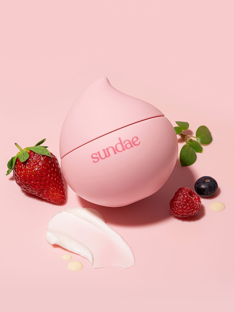 Sundae Very Berry Body Whipped Moisturiser - Image 2 of 5 Sundae Very Berry Body Whipped Moisturiser - Image 2 of 5
