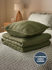 Silentnight Green Quilted Bedspread - Image 4 of 8