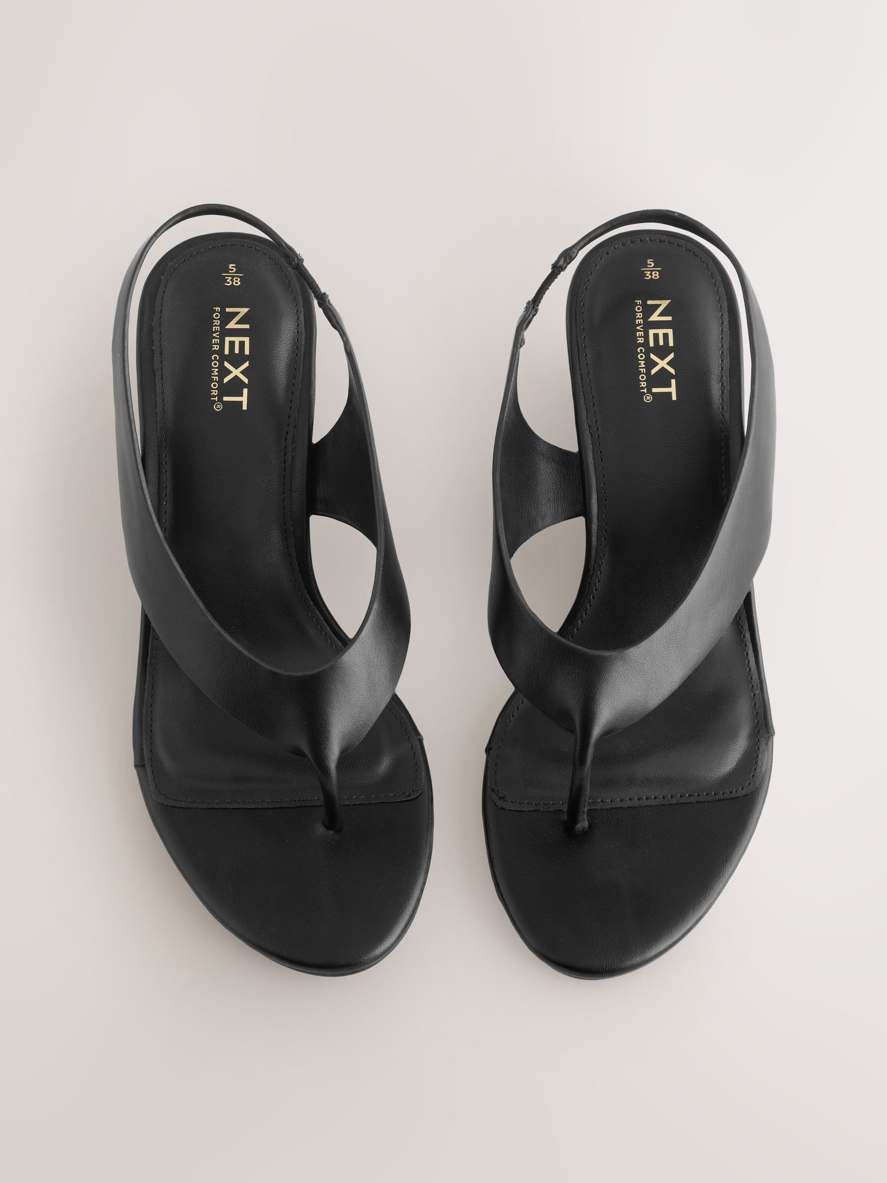 Buy Чорний - Клини Forever Comfort® Toepost Slingback танкетка з