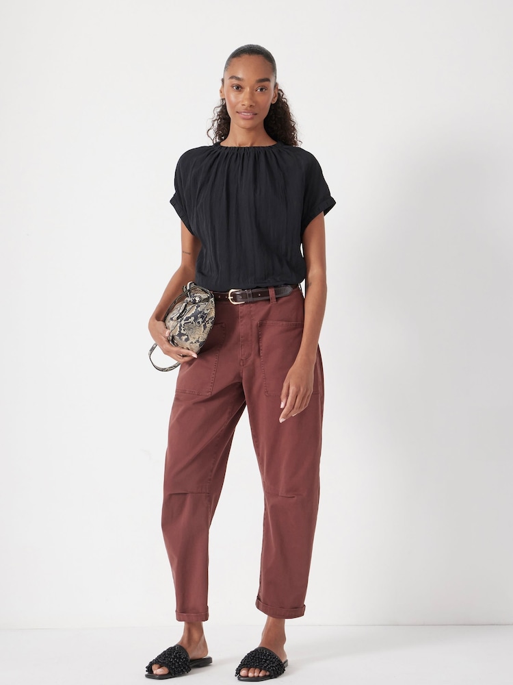Hush Gathered Crew Neck Short Sleeve Top - Imagem 2 de 5