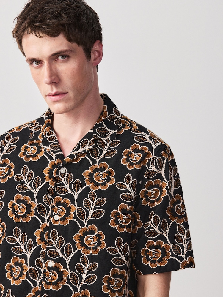Ecru Broderie Patterned Short Sleeve Shirt - Image 4 of 4