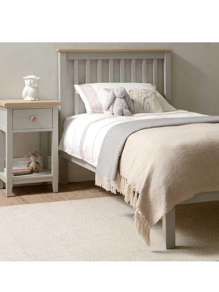 Cotswold Company Dove Grey Chester Single Bed - Image 1 of 6