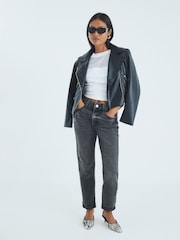 River Island Black Petite Mom Sculpt Jeans - Image 3 of 4
