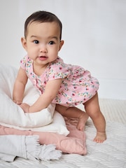 ורוד פרחוני - אוברול לתינוק בשילוב מכנסונים רפויים (גיל 0 חודשים עד 2 שנים) - תמונה 1 מתוך 2