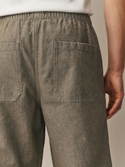 Haki zaļa - Elasticated Joggers - Attēls 6 no 9