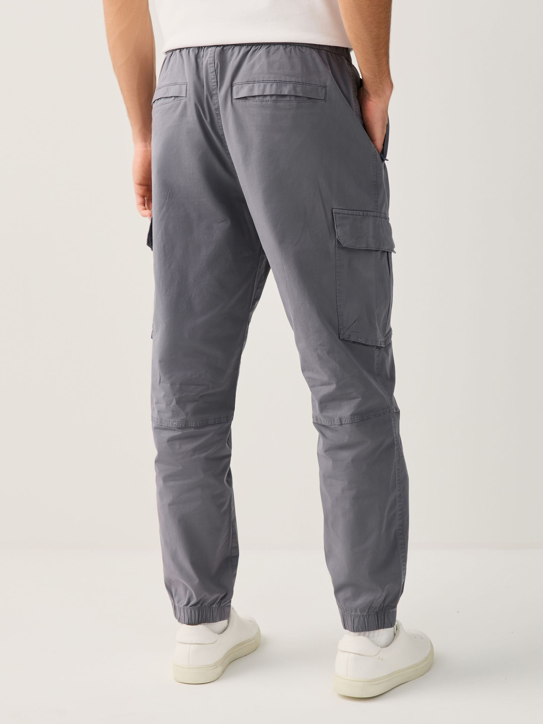 【PGC】COMFORTABLE TAPERED PANTS Buy Blue Regular Tapered Fit Cotton Stretch Cargo Trousers from
