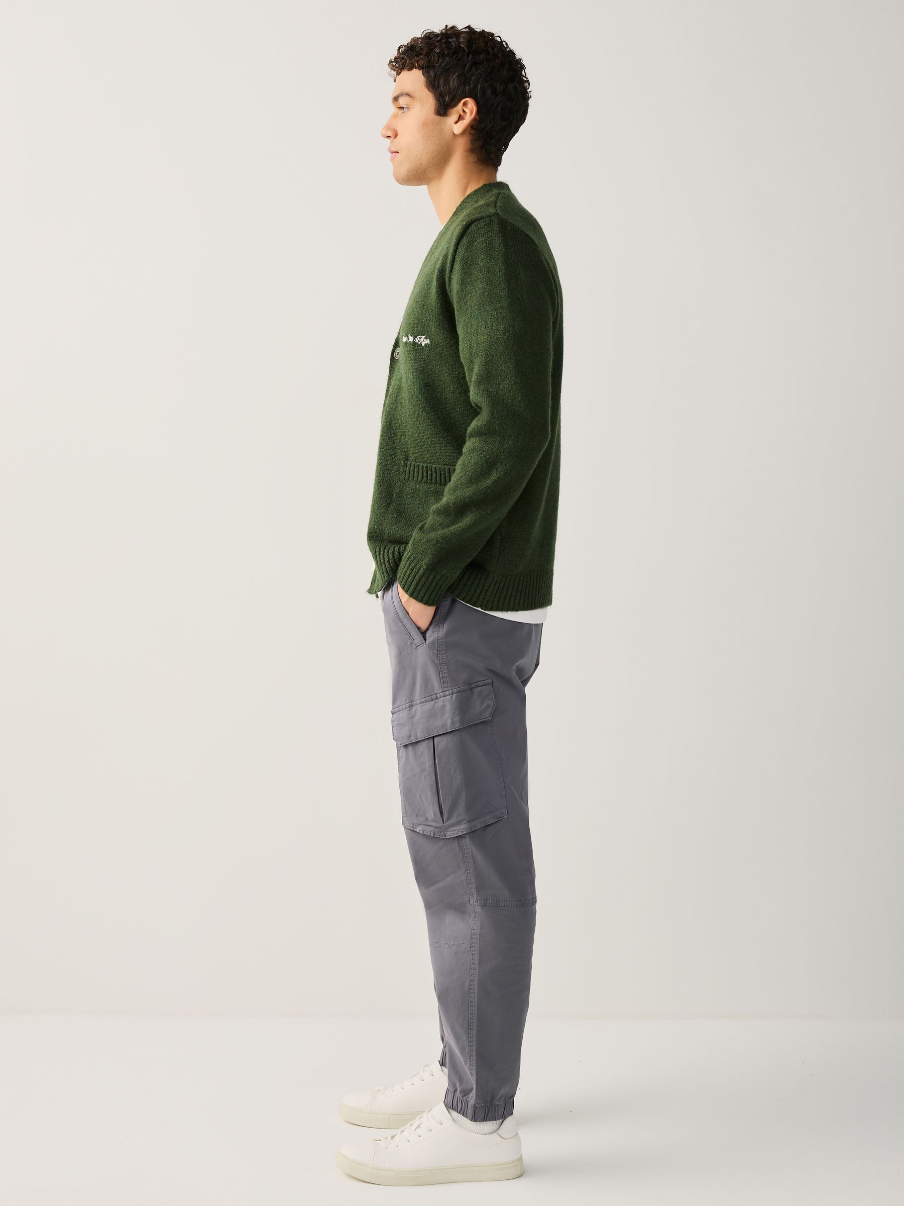 【PGC】COMFORTABLE TAPERED PANTS Buy Blue Regular Tapered Fit Cotton Stretch Cargo Trousers from