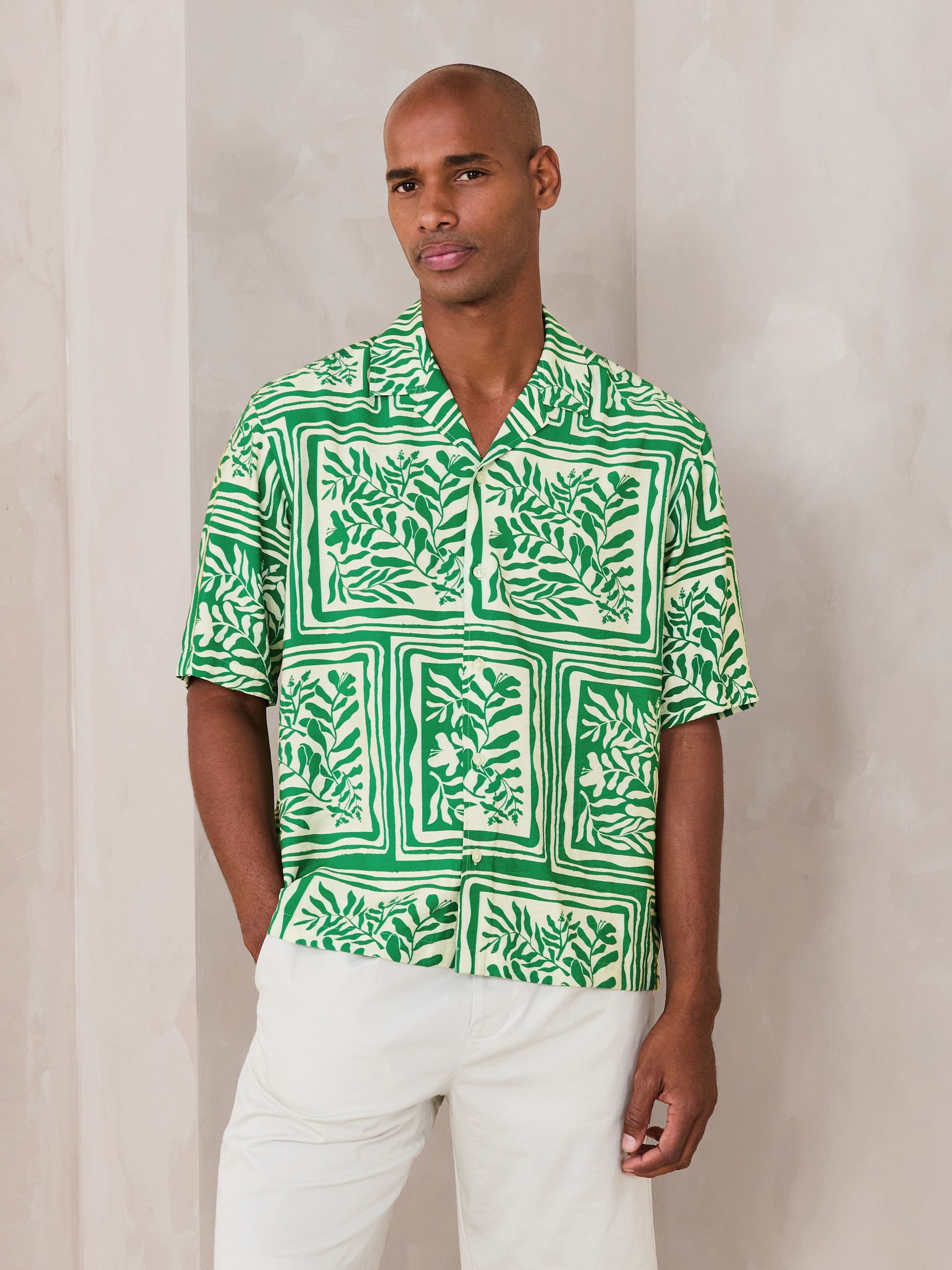 【美品】FORFORMO Gather Half-sleeve Shirt Buy Green Leaf Relaxed Fit N. Premium Printed Revere Collar Short