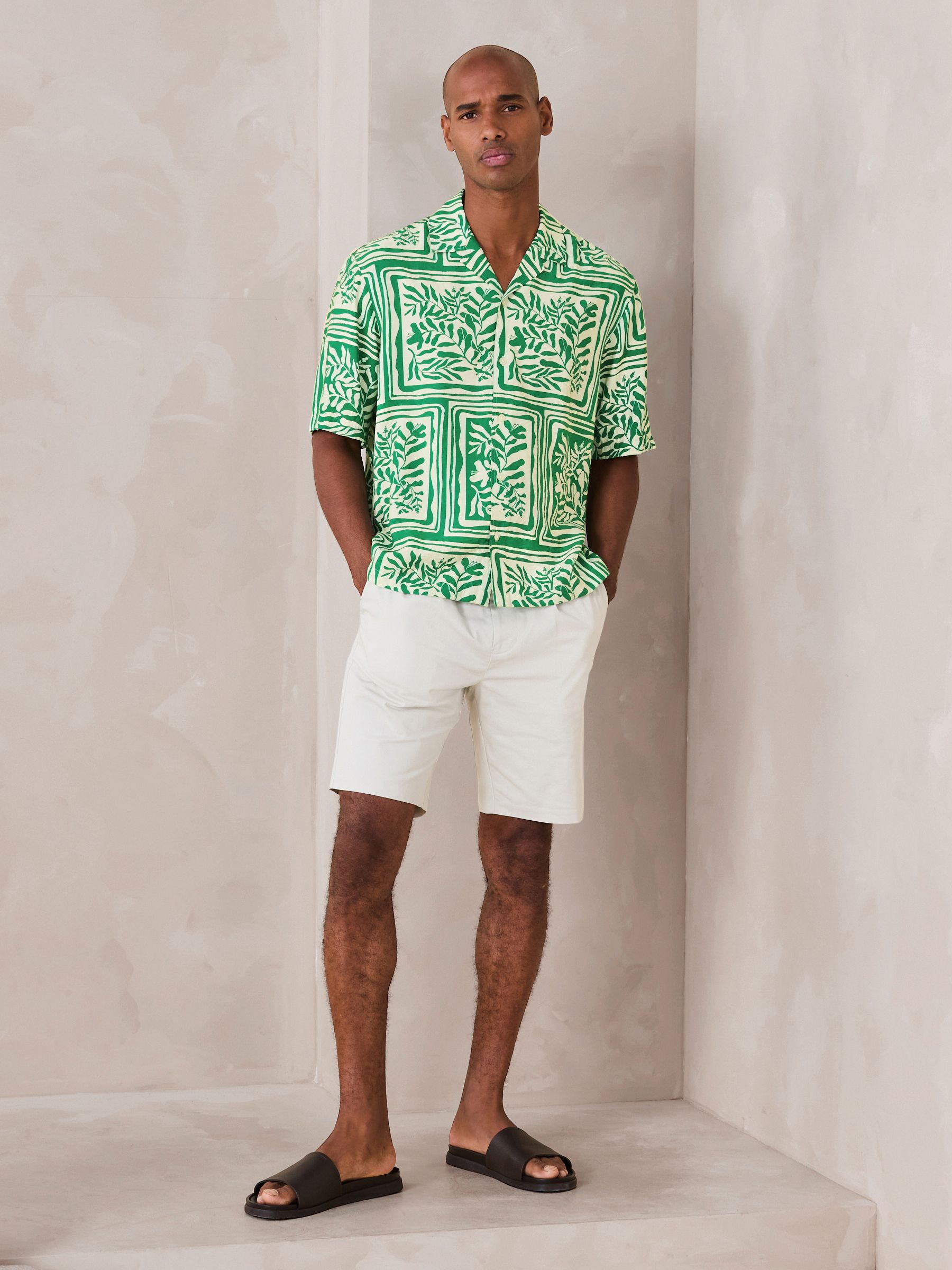 Buy Green Leaf Relaxed Fit N. Premium Printed Revere Collar Short
