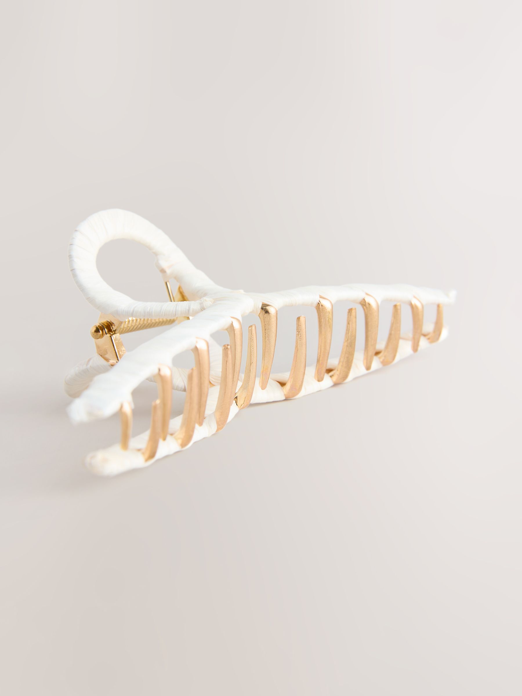 Buy Ivory Hair Claw Clip With Raffia From Next Egypt buy-ivory-hair-claw-clip-with-raffia-from-next-egypt