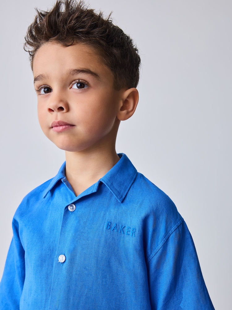 Baker by Ted Baker בצבע כחול סט של מכנסיים קצרים וחולצת פשתן - תמונה 8 מתוך 8