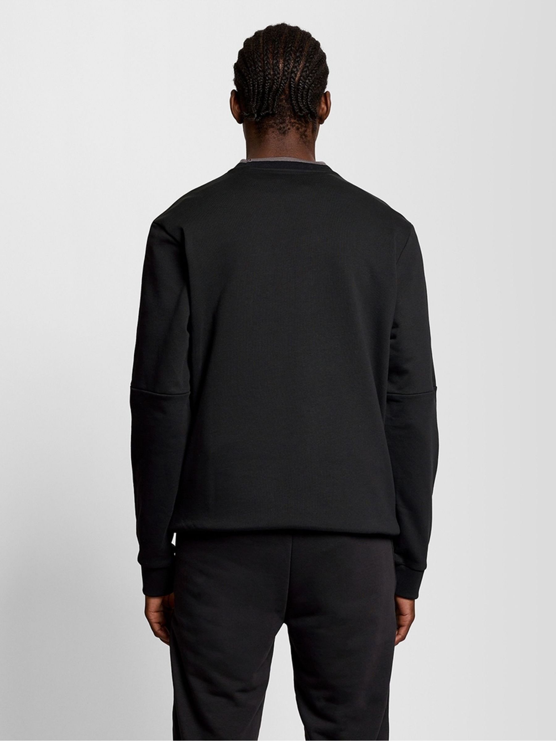 Next：日本 ブラック - Lyle & Scott テープ クルーネック トレーナー