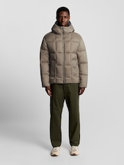 Lyle & Scott Brown Square Wadded Cocoon Jacket - Image 2 of 5