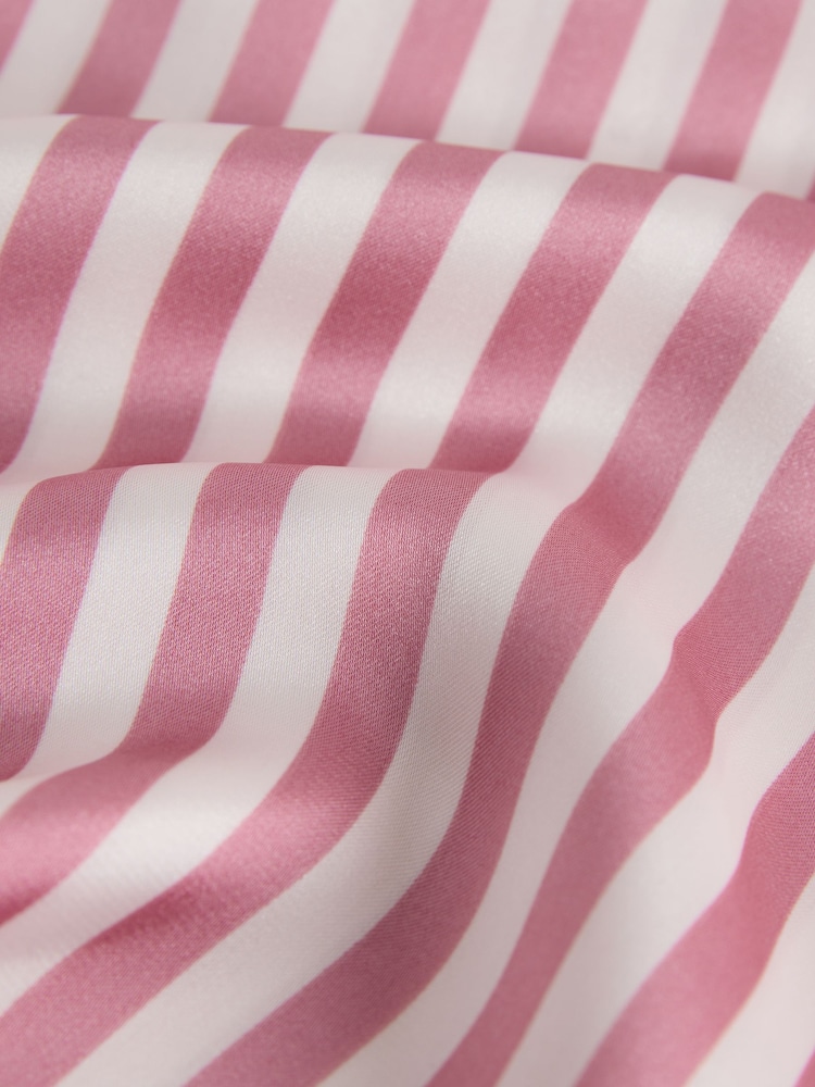 The Set 2 Pack Satin Pyjama Shirt And Shorts Set - صورة 6 من 6 The Set 2 Pack Satin Pyjama Shirt And Shorts Set - صورة 6 من 6