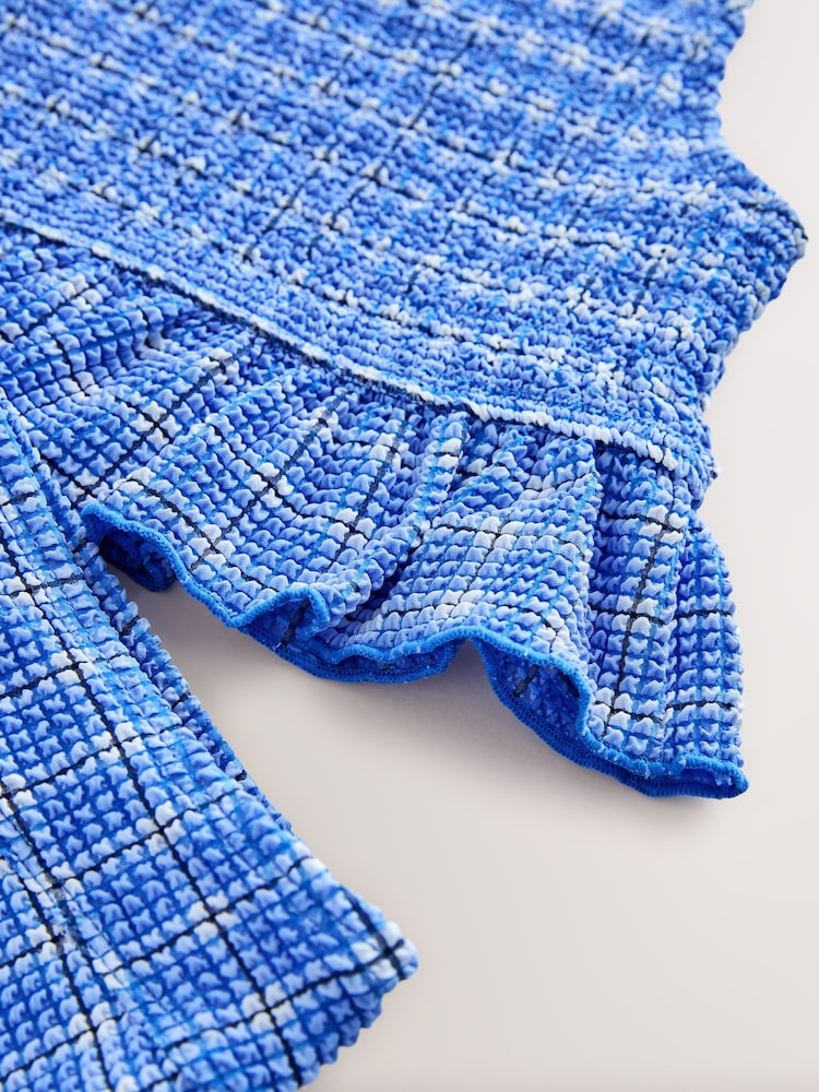 أزرق بملمس ناعم نقشة مربعات - طقم بلوزة قصيرة وشورت (3-16سنة) - Image 5 of 5 أزرق بملمس ناعم نقشة مربعات - طقم بلوزة قصيرة وشورت (3-16سنة) - Image 5 of 5