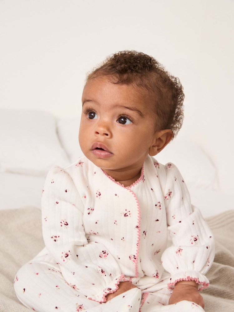 The White Company White Minnie Floral Quilted Sleepsuit - صورة 1 من 5