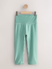 أخضر مربعات - بنطلون ضيِّق رياضي قصير من تشكيلة Active - صورة 7 من 9