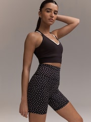 بني منقط - شورت رياضي لركوب الدراجات بتصميم داعم من تشكيلة Active - صورة 1 من 9