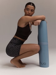 بني منقط - شورت رياضي لركوب الدراجات بتصميم داعم من تشكيلة Active - صورة 3 من 9