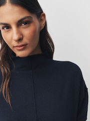 Marineblauw met nautische print - 2-In-1 Gebreide trui met geplooide midirok - Afbeelding 6 van 9