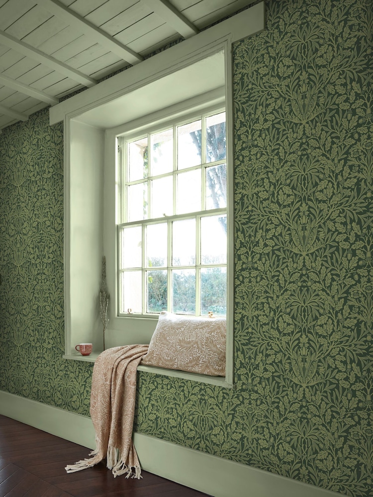 William Morris At Home Garden Green Acorn 10M Wallpaper - Image 1 of 4