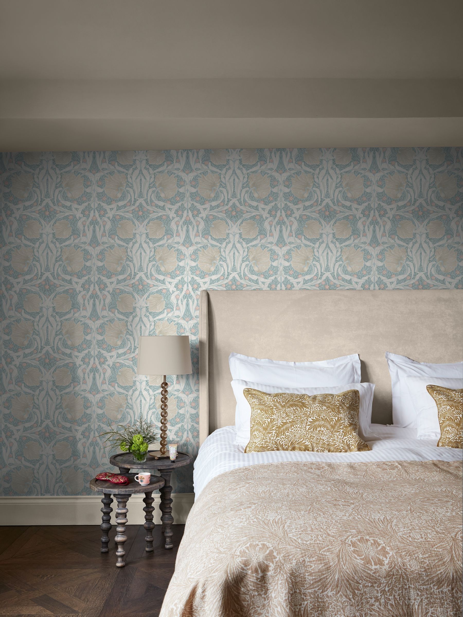 William Morris At Home Blue/Light/Grey Pimpernel Wallpaper | Ocean - Image 2