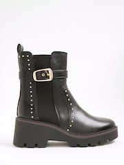 Botas de salto alto com fivela e salto largo River Island - Imagem 2 de 6