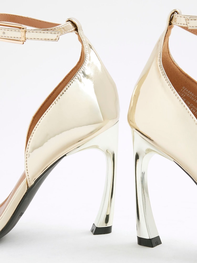 River Island Gold Wide Fit Banana Heel Sandals - Image 6 of 6