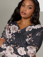Yours Curve Blue London Floral Print Text Wrap Top - Image 4 of 5