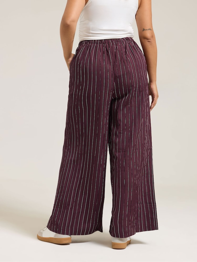 Yours Curve Red Pull On Wide Leg Trousers - Image 2 of 5