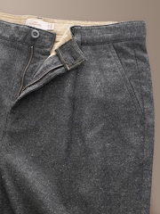 رمادي رمادي داكن - Signature Heritage Pleated Trousers - صورة 2 من 4