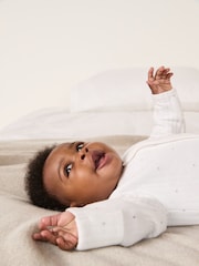 The White Company White Star Quilted Sleepsuit - صورة 3 من 4