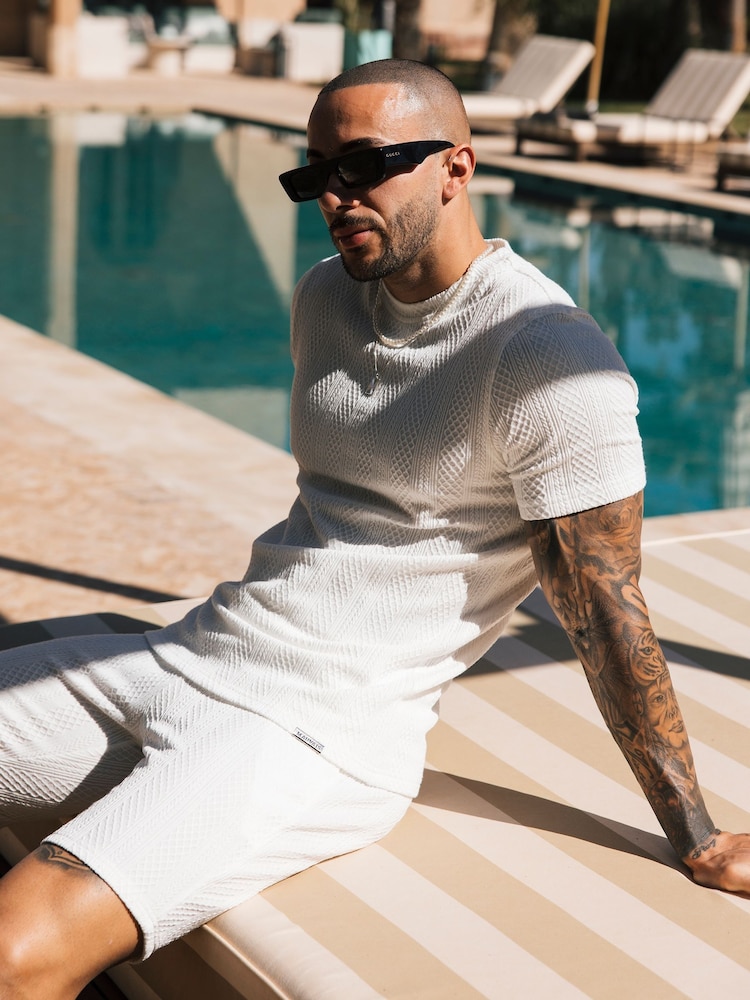 Branco - MAUVAIS Tanami Textured Stretch Shorts - Imagem 2 de 6