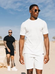 Branco - MAUVAIS Tanami Textured Stretch Tee - Imagem 4 de 6