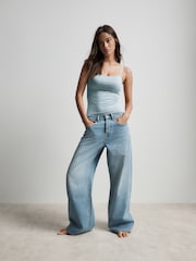 أزرق فاتح - حمالة صدر من الألياف الدقيقة بتصميم كامي ذات دعم مخفي - صورة 2 من 4