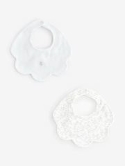 The White Company Clementine Floral Embroidered Scallop White Bibs 2 Pack - Image 2 of 4