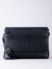 Lakeland Leather Black Crummock Laptop Messenger Bag - Image 2 of 7