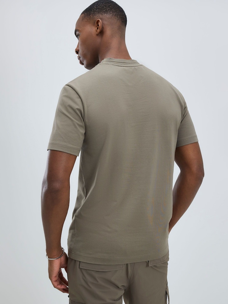 River Island Brown Slim Fit Geo Print T-Shirt - Image 2 of 4