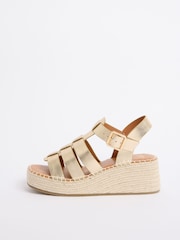 Friends Like These Faux Leather Gladiator Whipstitch Trim Summer Mid Wedges - Immagine 5 di 5