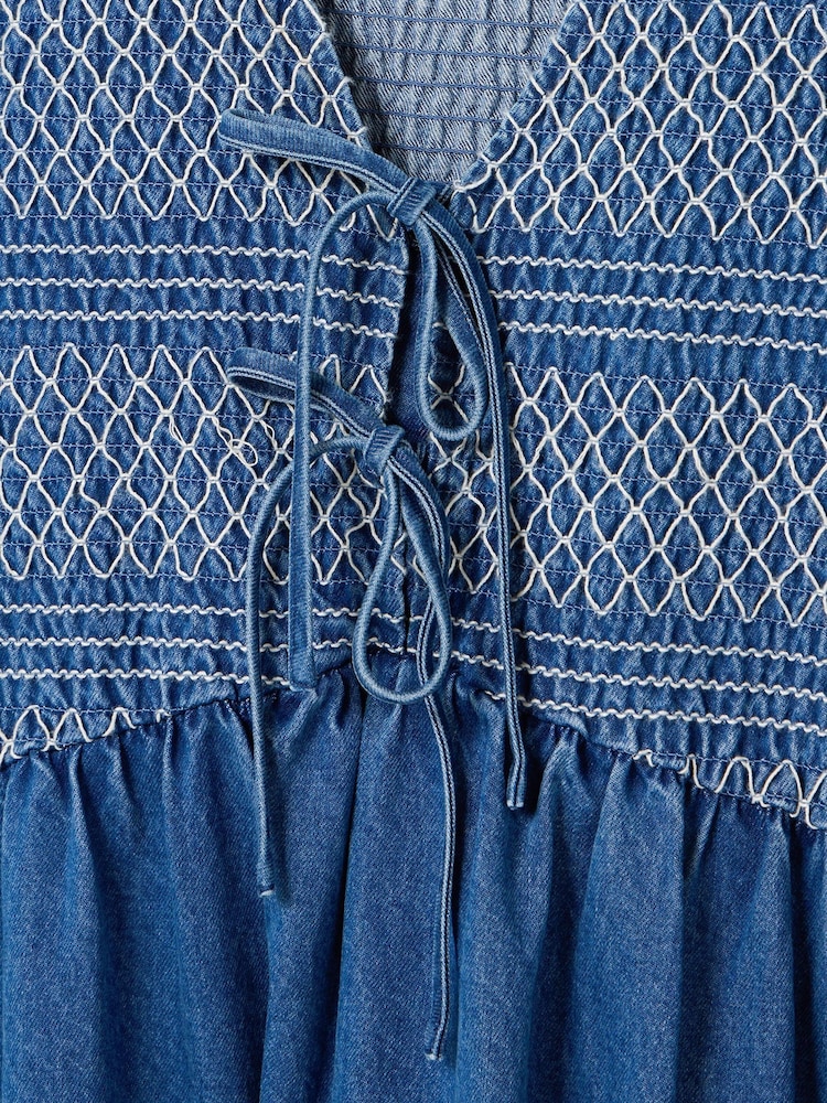 denim peasant dress Rock & Roll Challis {Black} Complete your next casual look in chic slouchy style with the J Lo off Sanctuary | Mirabelle Lace-Up Dress