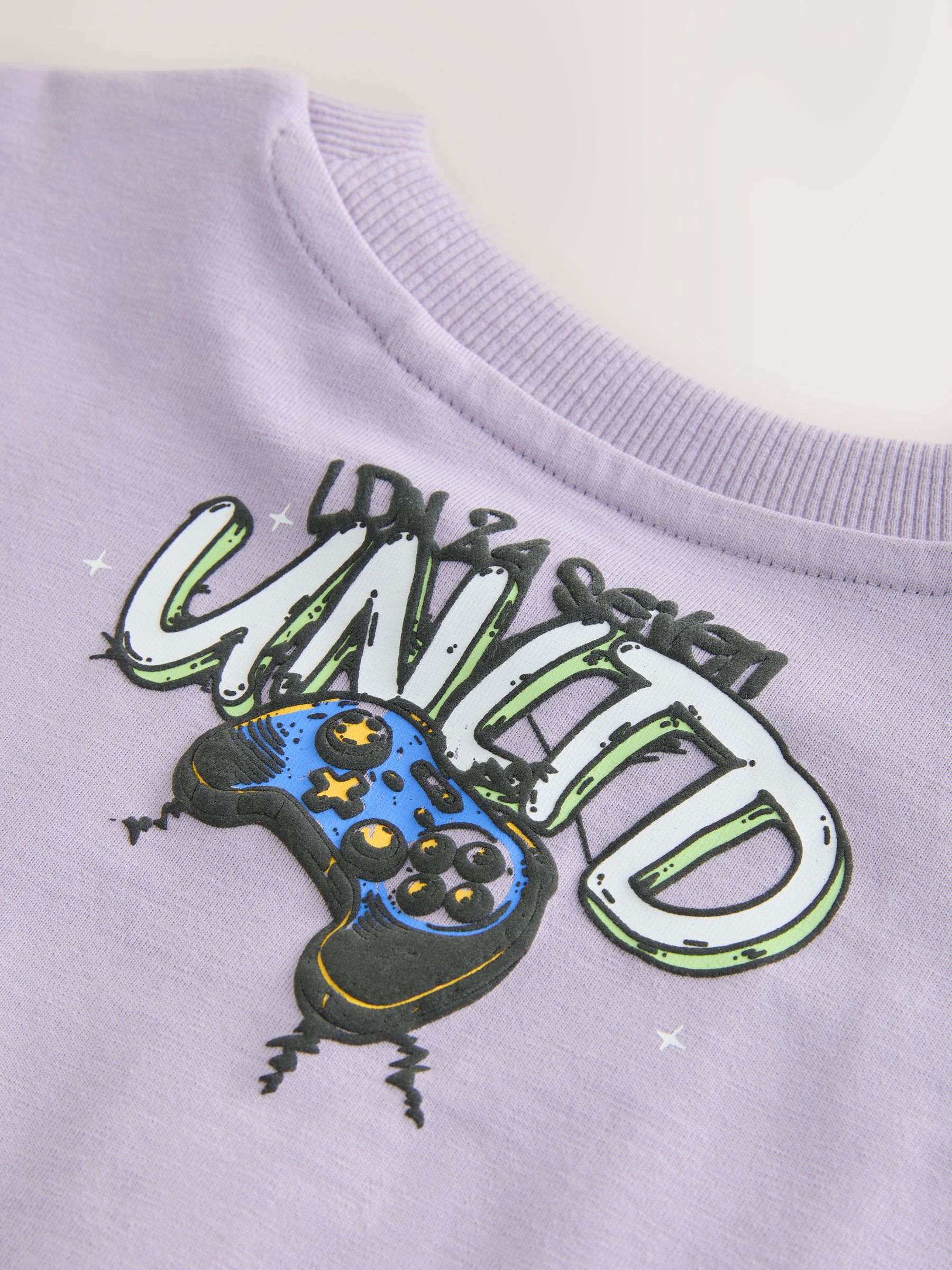 Next：日本 ライラック パープル - 半袖 グラフィック Tシャツ（3