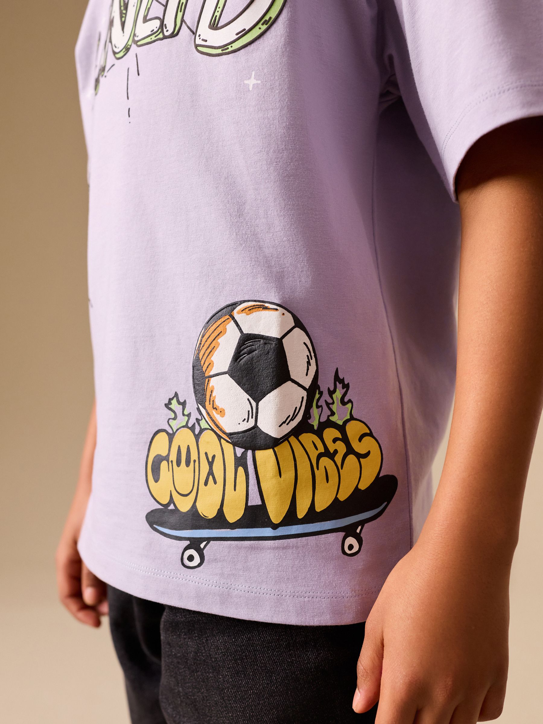 Next：日本 ライラック パープル - 半袖 グラフィック Tシャツ（3
