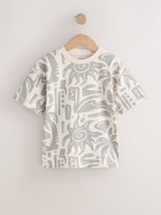 Berry/Mineral/Ecru - حزمة من 3 قطع تيشرت بكُم قصير بتلبيس مريح مزيَّن بطبعة جرافيك (3-16سنوات) - صورة 4 من 7