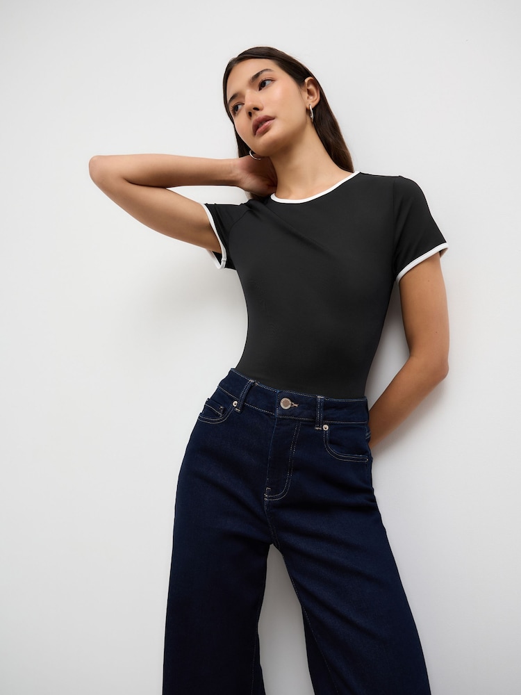 Black/White Tipped Soft Touch Slinky Nylon Scoop Neck Short Sleeve Top - Image 2 of 9 Black/White Tipped Soft Touch Slinky Nylon Scoop Neck Short Sleeve Top - Image 2 of 9