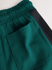 Green/White/Navy - Colourblock Short Sleeve T-Shirt and Shorts Set (3-16yrs) - Picha 11 kati ya 11