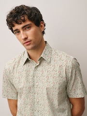 Rosa Blümchen - Reguläre Passform - Kurzarmhemd aus Baumwolle mit Print - Bild 5 von 8